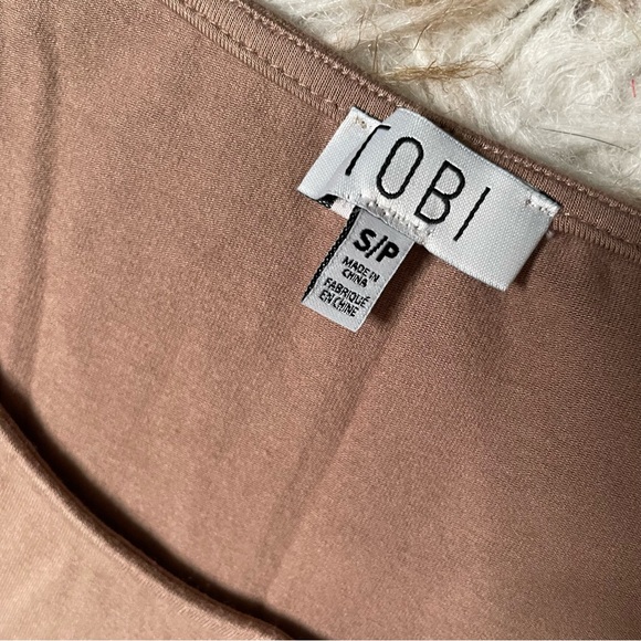 Tobi Vene Taupe Midi Dress - Picture 7 of 8